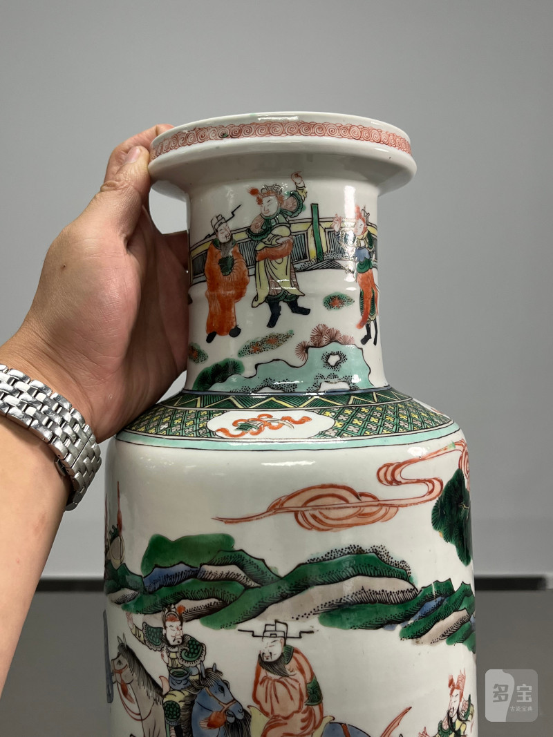 清晚期  五彩人物图棒槌瓶 - 图4